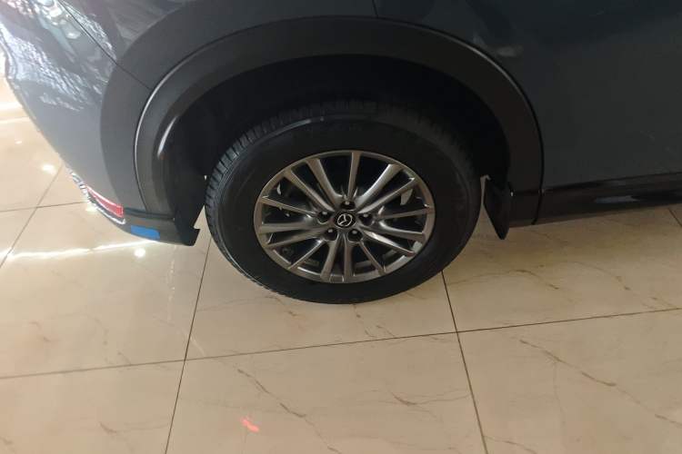 Used Mazda CX-5 2021 2.0L Automatic Two-Wheel Drive Smart Version Right Rear Wheel Hub