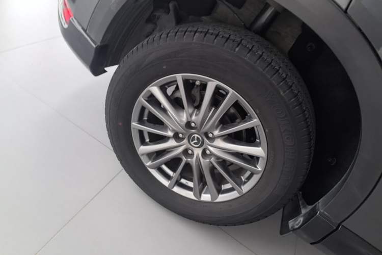 Used Mazda CX-5 2021 2.0L Automatic Two-Wheel Drive ZhiZun Version Right Rear Wheel Hub