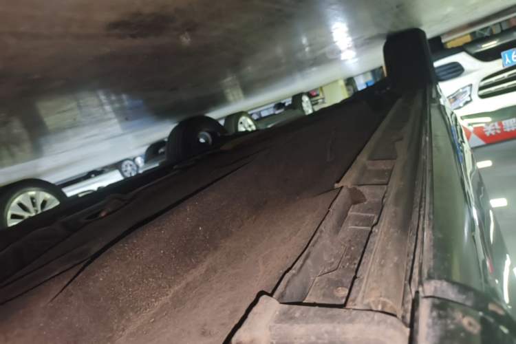 Used Mazda CX-5 2021 2.5L Automatic Two-Wheel Drive Smart Version Right Side Sill