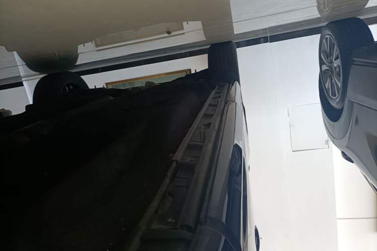 Used Mazda CX-5 2021 2.5L Automatic 4x4 ZhiZun Edition Right Side Sill