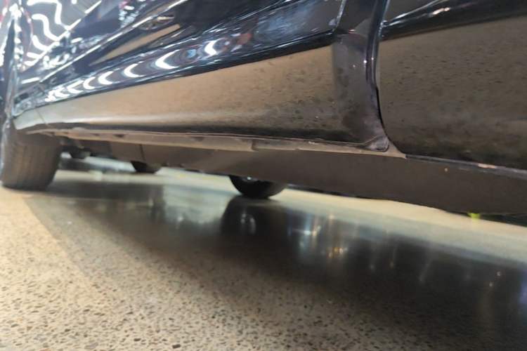 Used Mazda CX-5 2021 2.5L Automatic Two-Wheel Drive Smart Version Right Side Sill