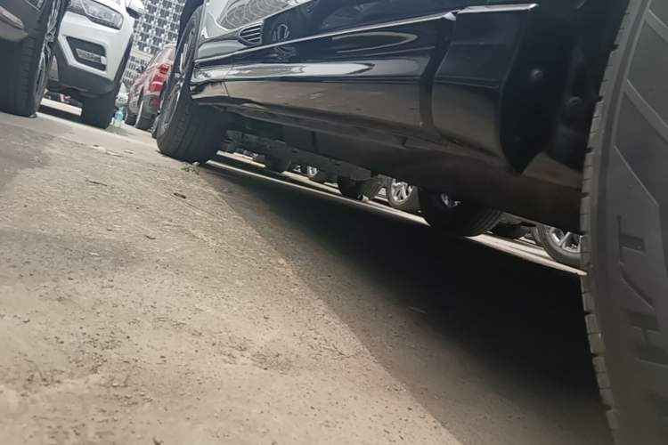 Used Mazda CX-5 2021 2.0L Automatic Two-Wheel Drive Smart Version Right Side Sill