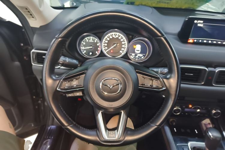 Used Mazda CX-5 2021 2.5L Automatic Two-Wheel Drive ZhiZun Version Steering Wheel