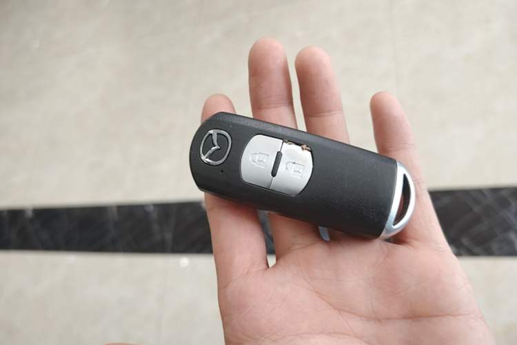 Used Mazda CX-5 2021 2.0L Automatic Two-Wheel Drive Smart Version Vehicle Key