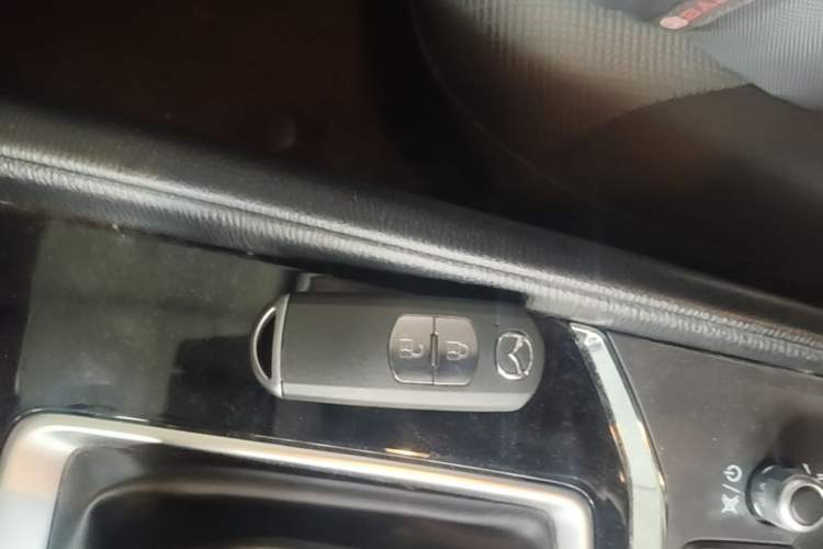 Used Mazda CX-5 2021 2.0L Automatic Two-Wheel Drive Smart Version Vehicle Key