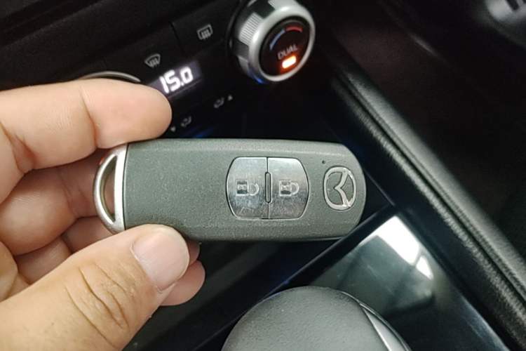 Used Mazda CX-5 2021 2.0L Automatic Two-Wheel Drive Smart Version Vehicle Key