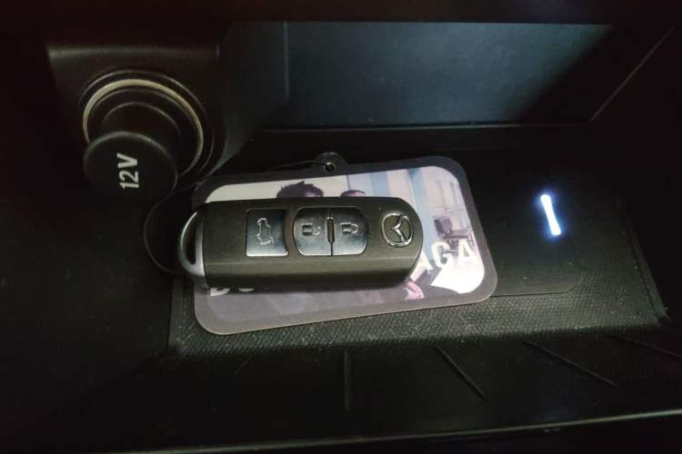 Used Mazda CX-5 2021 2.5L Automatic Two-Wheel Drive ZhiZun Version Vehicle Key