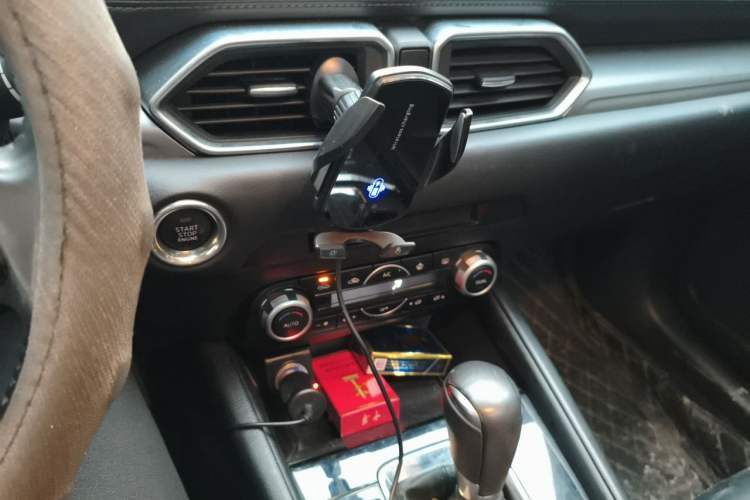Used Mazda CX-5 2021 2.0L Automatic Two-Wheel Drive Smart Version Audio And AC Panel