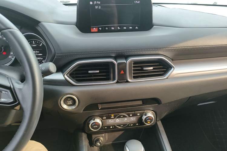 Used Mazda CX-5 2021 2.0L Automatic Two-Wheel Drive Smart Version Audio And AC Panel