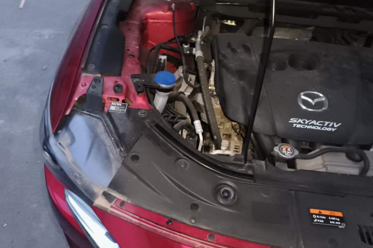 Used Mazda CX-5 2021 2.0L Automatic Two-Wheel Drive Smart Version Engine Bay Right