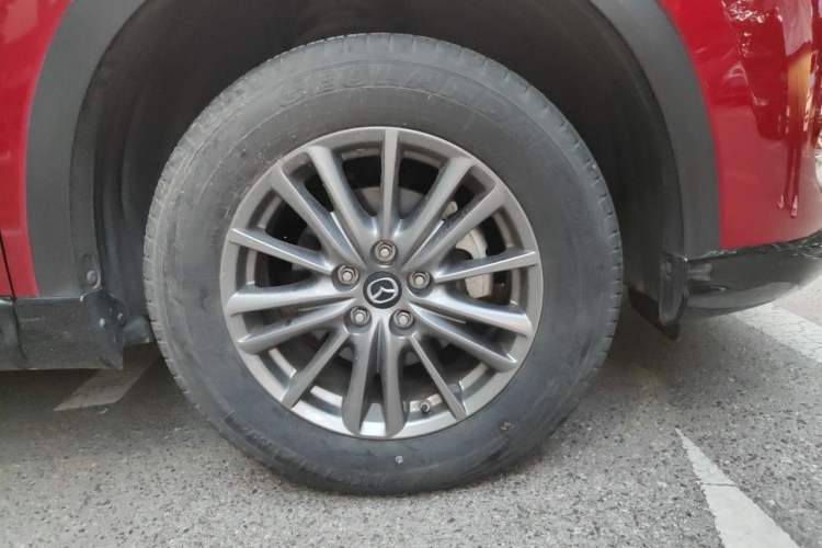 Used Mazda CX-5 2021 2.0L Automatic Two-Wheel Drive ZhiZun Version Right Front Wheel Hub