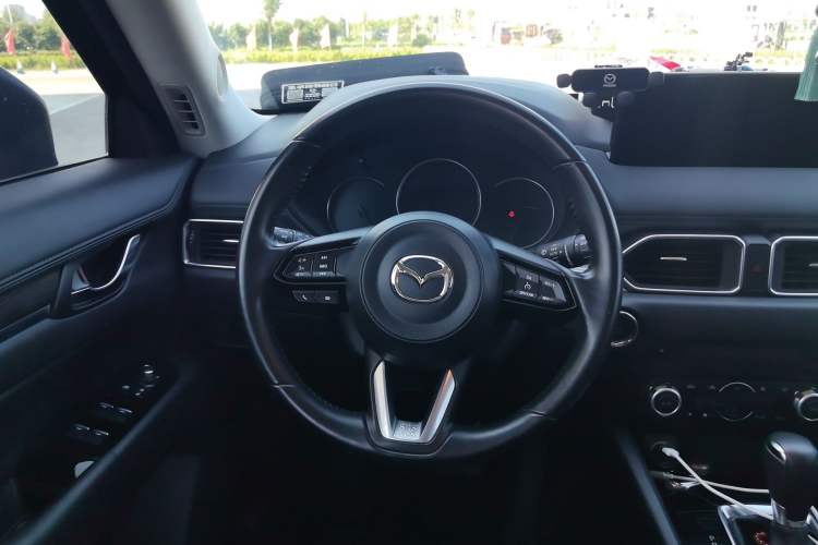 Used Mazda CX-5 2021 2.0L Automatic Two-Wheel Drive ZhiZun Version Steering Wheel