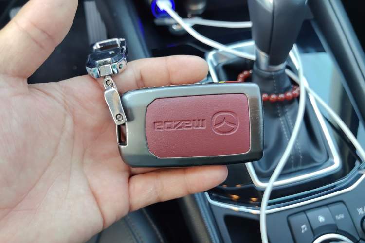 Used Mazda CX-5 2021 2.0L Automatic Two-Wheel Drive ZhiZun Version Vehicle Key