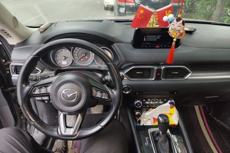 Used Mazda CX-5 2021 2.0L Automatic Two-Wheel Drive ZhiZun Version Center Console