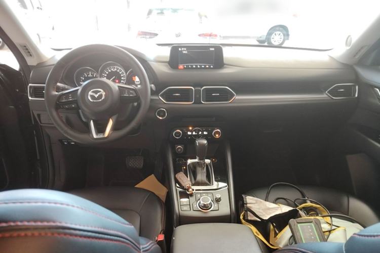 Used Mazda CX-5 2021 2.0L Automatic Two-Wheel Drive Smart Version Center Console