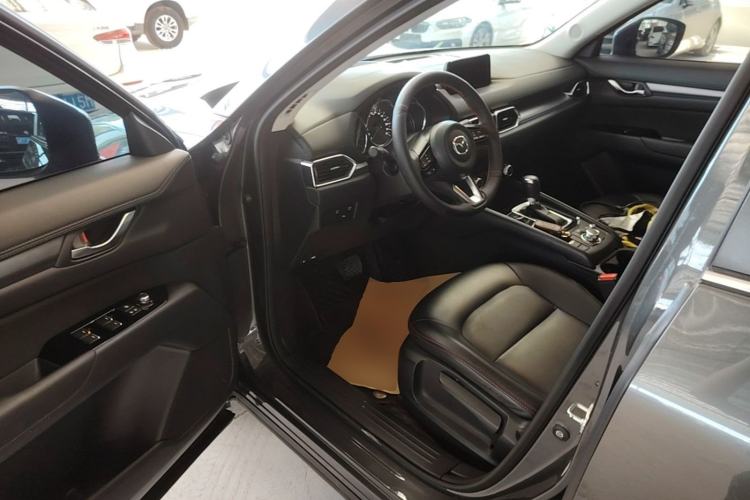 Used Mazda CX-5 2021 2.0L Automatic Two-Wheel Drive Smart Version Driver Seat