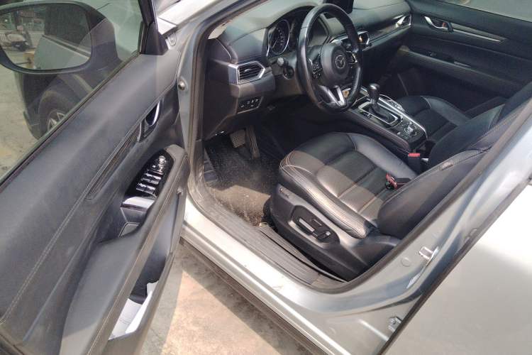 Used Mazda CX-5 2021 2.5L Automatic 4x4 Flagship Edition Driver Seat