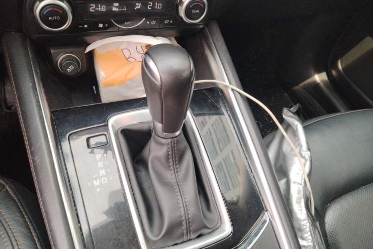 Used Mazda CX-5 2021 2.5L Automatic 4x4 Flagship Edition Gear Lever