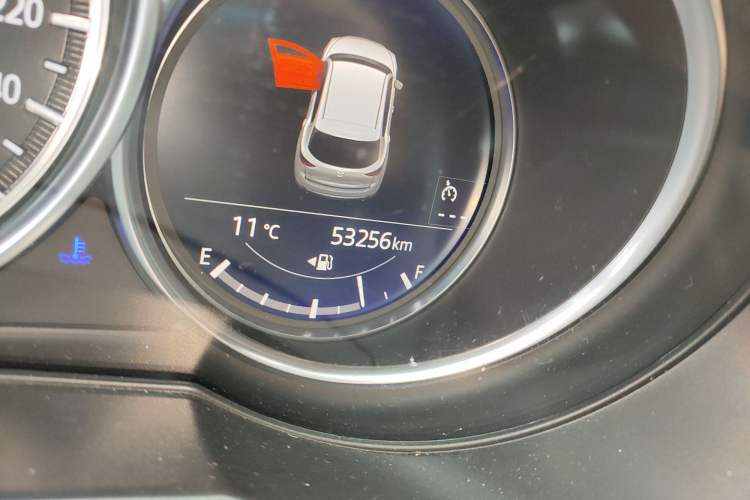 Used Mazda CX-5 2021 2.0L Automatic Two-Wheel Drive Smart Version Odometer Close Up