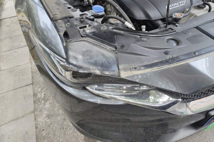 Used Mazda CX-5 2021 2.0L Automatic Two-Wheel Drive ZhiZun Version Right Front Headlight
