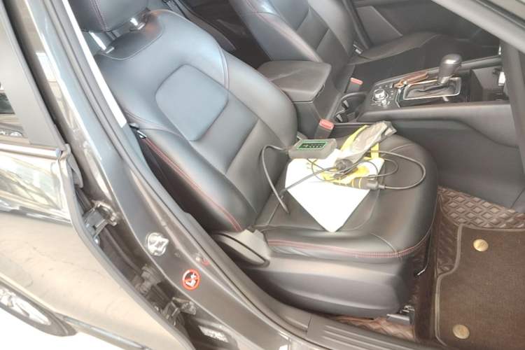 Used Mazda CX-5 2021 2.0L Automatic Two-Wheel Drive Smart Version Right Front Seat