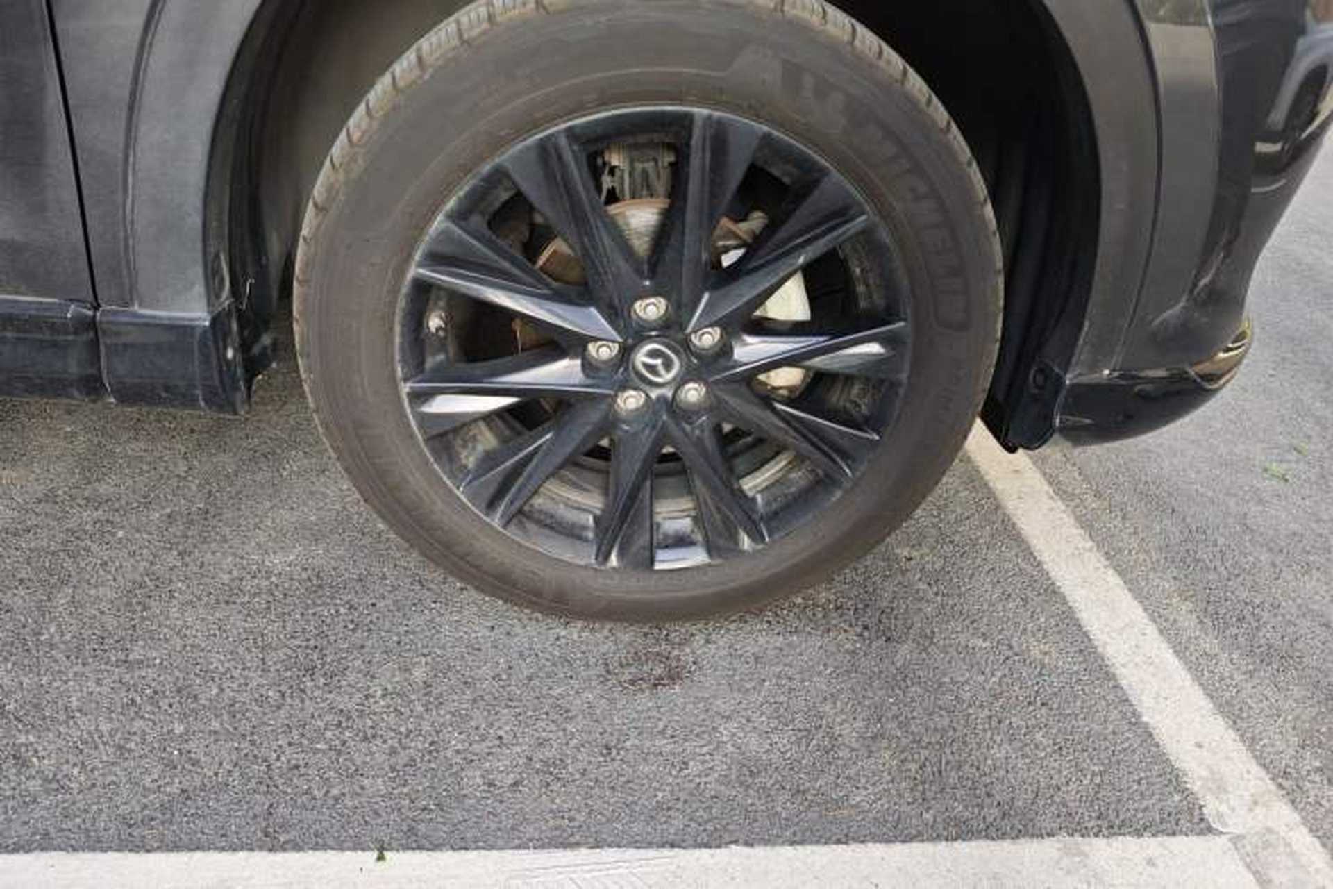 Used Mazda CX-5 2021 2.5L Automatic Two-Wheel Drive Black Knight Right Front Wheel Hub