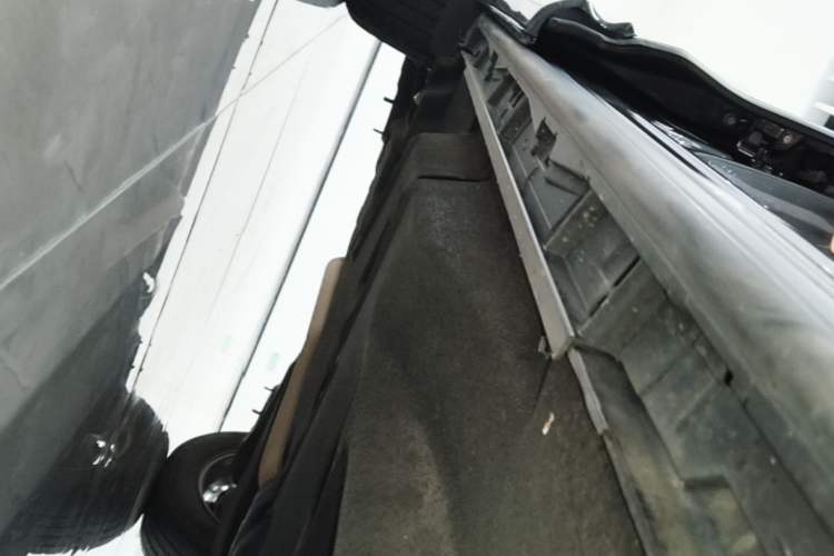Used Mazda CX-5 2021 2.0L Automatic Two-Wheel Drive Smart Version Right Side Sill