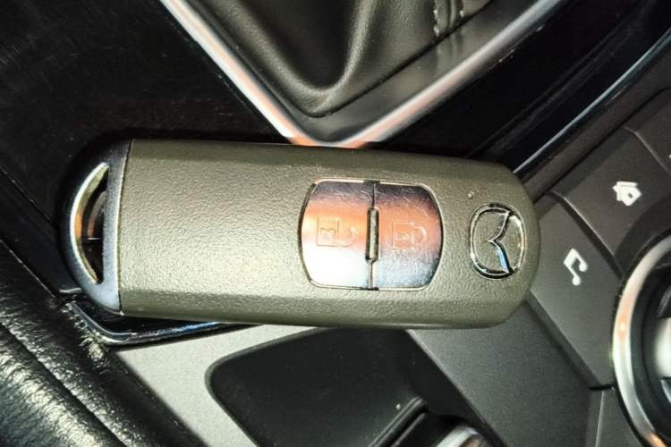 Used Mazda CX-5 2021 2.0L Automatic Two-Wheel Drive Smart Version Vehicle Key