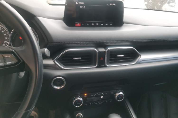Used Mazda CX-5 2021 2.0L Automatic Two-Wheel Drive Smart Version Audio And AC Panel