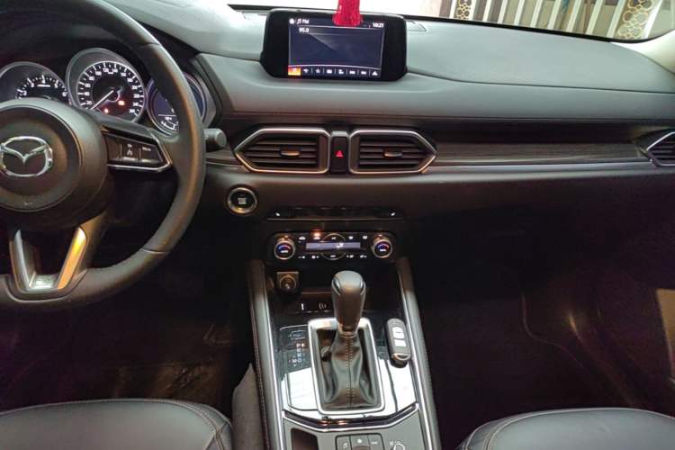 Used Mazda CX-5 2021 2.5L Automatic Two-Wheel Drive ZhiZun Version Audio And AC Panel