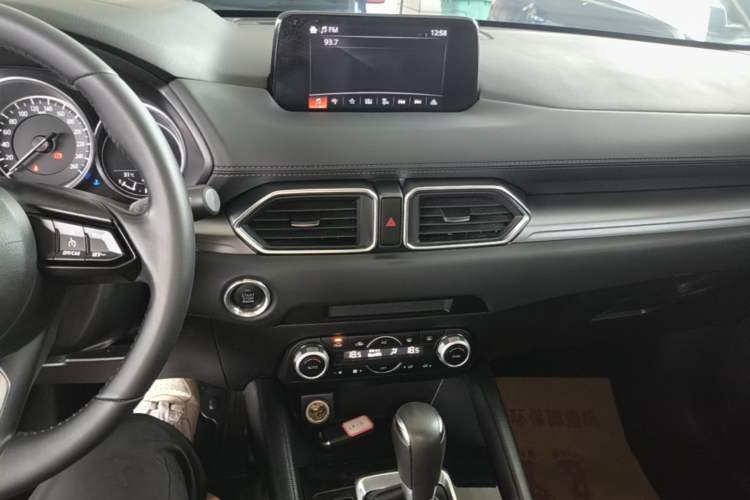 Used Mazda CX-5 2021 2.0L Automatic Two-Wheel Drive Smart Version Audio And AC Panel