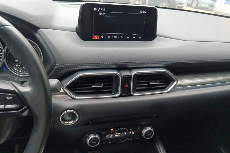 Used Mazda CX-5 2021 2.0L Automatic Two-Wheel Drive ZhiZun Version Audio And AC Panel