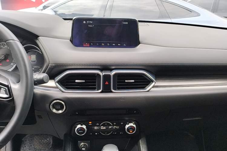 Used Mazda CX-5 2021 2.0L Automatic Two-Wheel Drive ZhiZun Version Audio And AC Panel