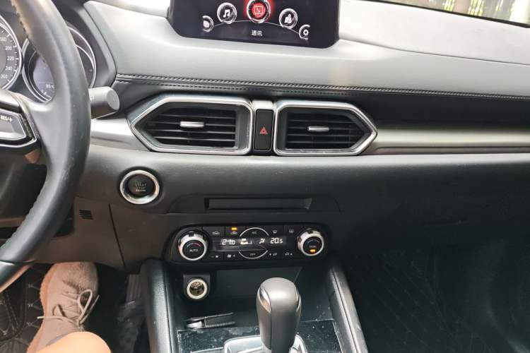 Used Mazda CX-5 2021 2.0L Automatic Two-Wheel Drive Smart Version Audio And AC Panel