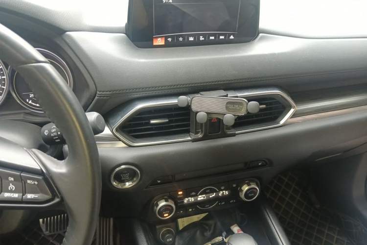 Used Mazda CX-5 2021 2.0L Automatic Two-Wheel Drive ZhiZun Version Audio And AC Panel