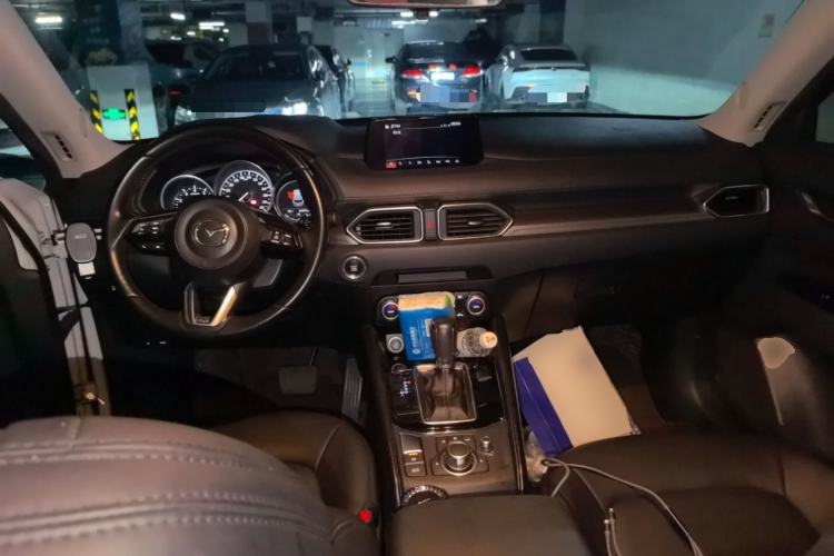 Used Mazda CX-5 2021 2.0L Automatic Two-Wheel Drive Smart Version Center Console