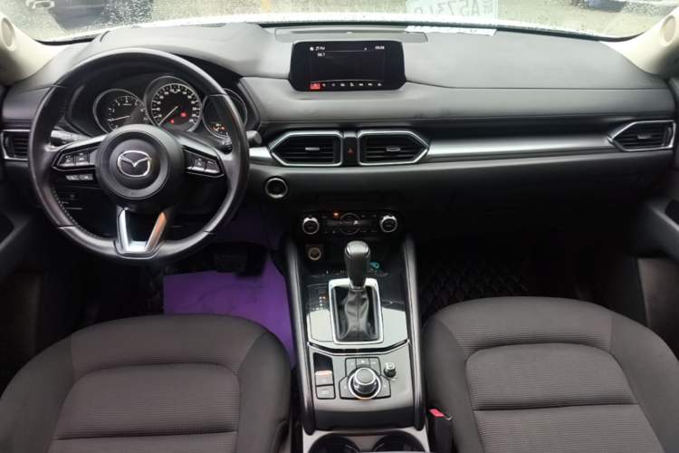 Used Mazda CX-5 2021 2.0L Automatic Two-Wheel Drive Smart Version Center Console