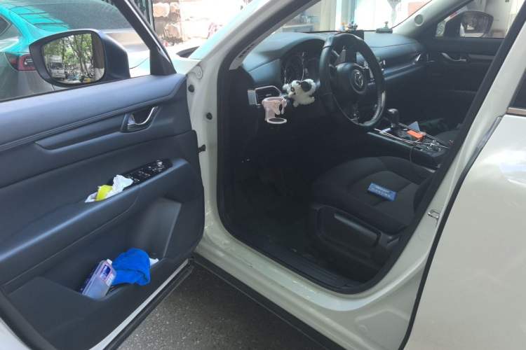 Used Mazda CX-5 2021 2.0L Automatic Two-Wheel Drive Smart Version Driver Seat