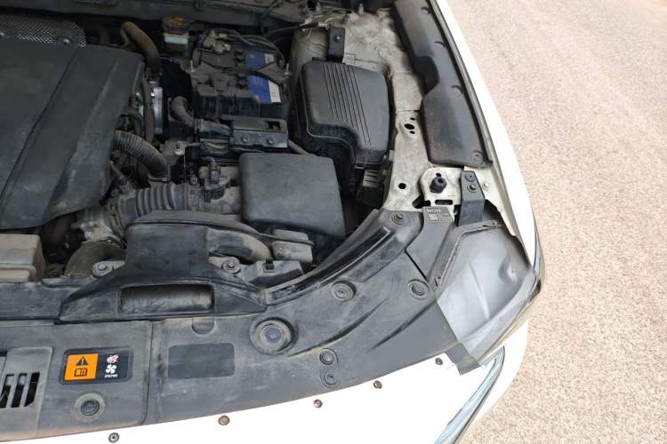 Used Mazda CX-5 2021 2.0L Automatic Two-Wheel Drive Smart Version Engine Bay Left