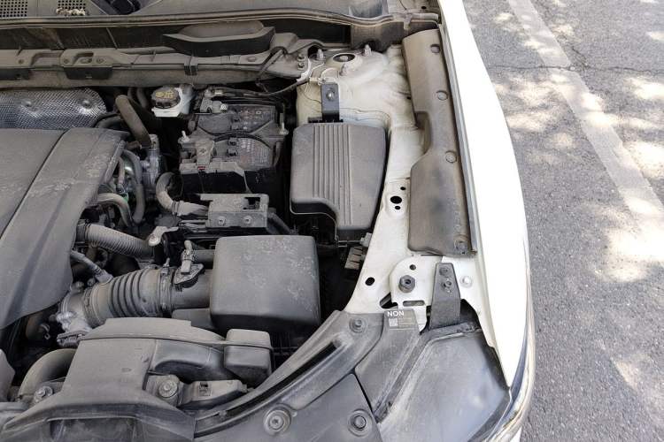 Used Mazda CX-5 2021 2.5L Automatic Two-Wheel Drive Smart Version Engine Bay Left