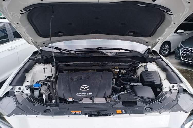 Used Mazda CX-5 2021 2.0L Automatic Two-Wheel Drive ZhiZun Version Engine Bay