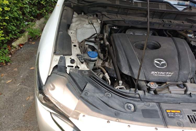 Used Mazda CX-5 2021 2.0L Automatic Two-Wheel Drive Smart Version Engine Bay Right