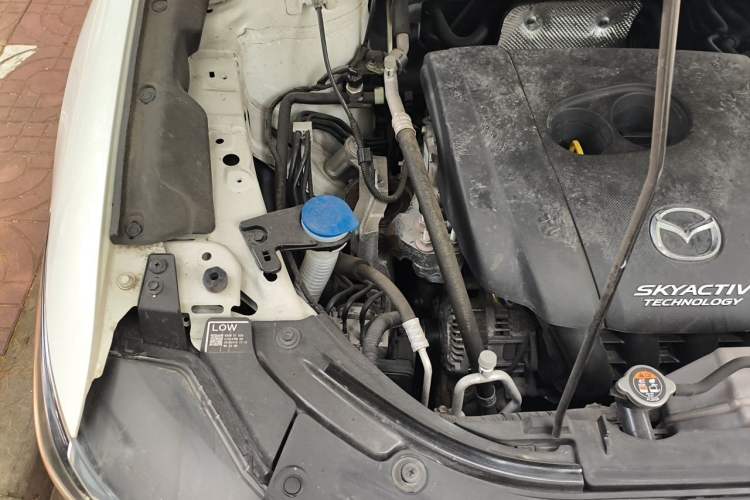 Used Mazda CX-5 2021 2.0L Automatic Two-Wheel Drive Comfort Version Engine Bay Right
