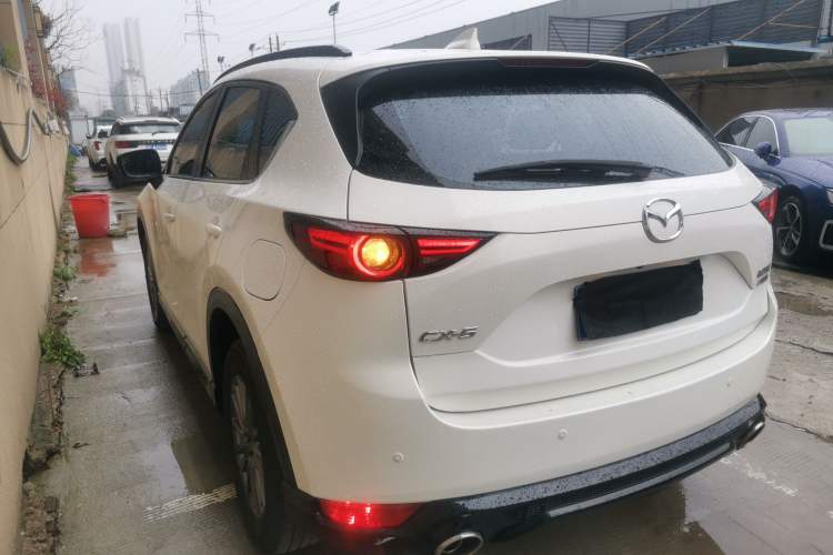 Used Mazda CX-5 2021 2.0L Automatic Two-Wheel Drive Smart Version Exterior 2