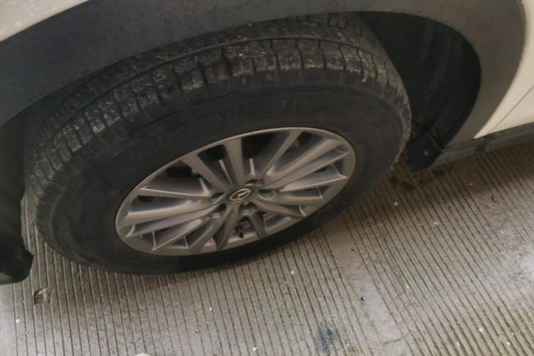 Used Mazda CX-5 2021 2.0L Automatic Two-Wheel Drive Smart Version Exterior 4