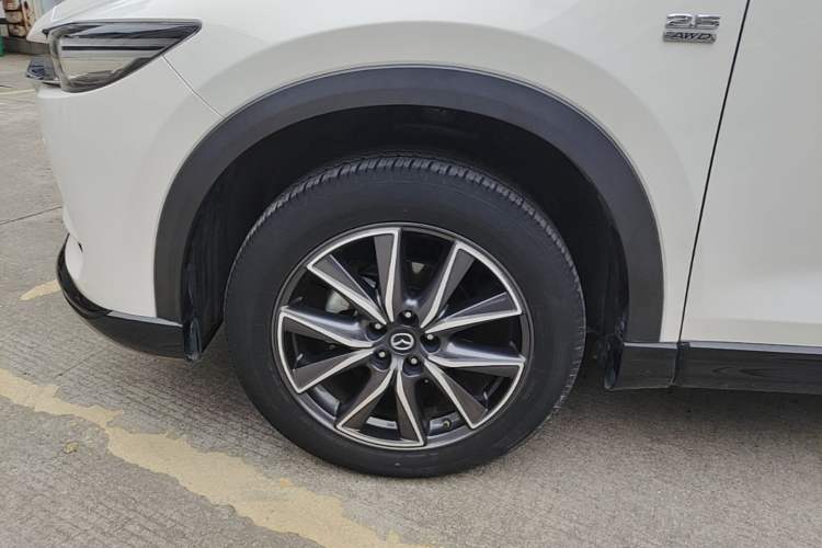 Used Mazda CX-5 2021 2.5L Automatic Two-Wheel Drive ZhiZun Version Exterior 4