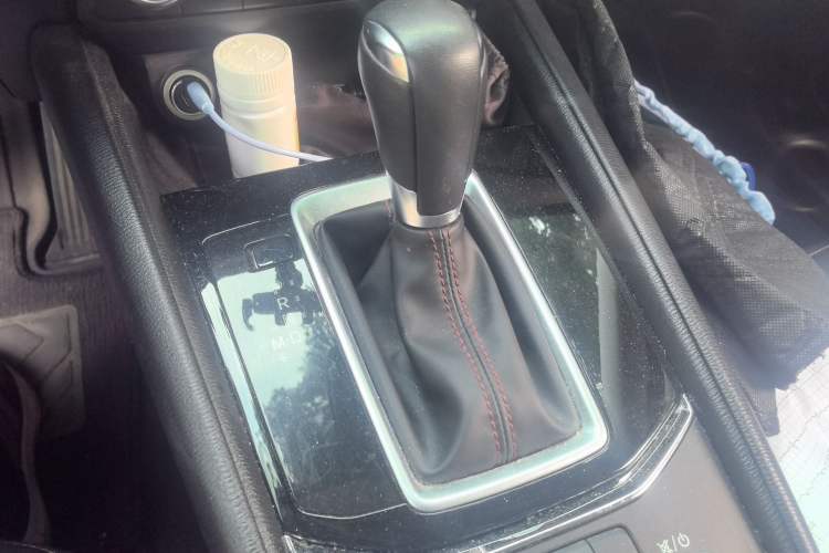 Used Mazda CX-5 2021 2.0L Automatic Two-Wheel Drive Black Knight Gear Lever