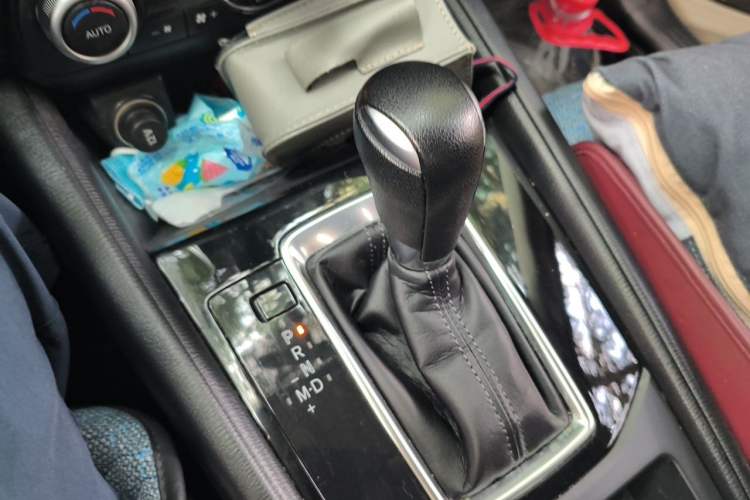 Used Mazda CX-5 2021 2.0L Automatic Two-Wheel Drive Comfort Version Gear Lever