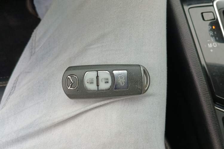 Used Mazda CX-5 2021 2.0L Automatic Two-Wheel Drive ZhiZun Version Interior 1
