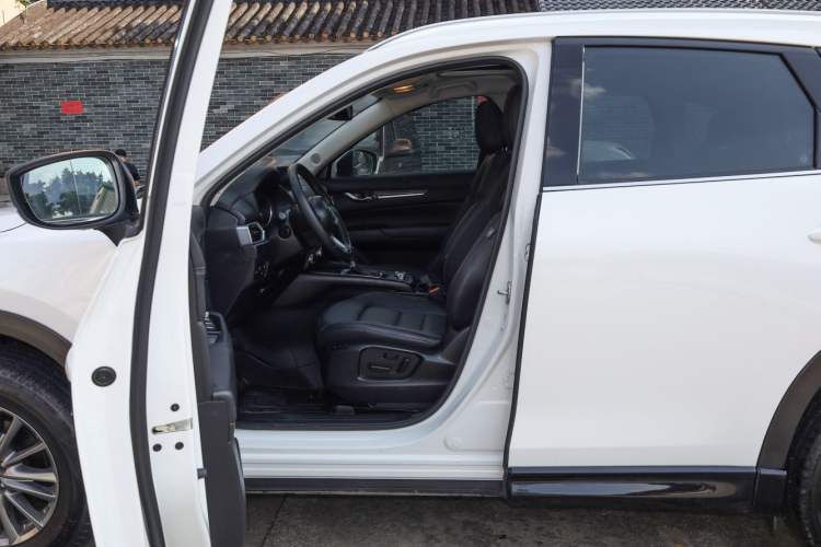 Used Mazda CX-5 2021 2.0L Automatic Two-Wheel Drive ZhiZun Version Interior 11
